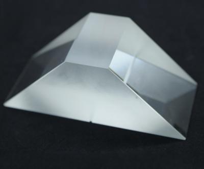 Chine Prisme trapézoïdal de prisme en forme spéciale de BK9 BK7 à vendre