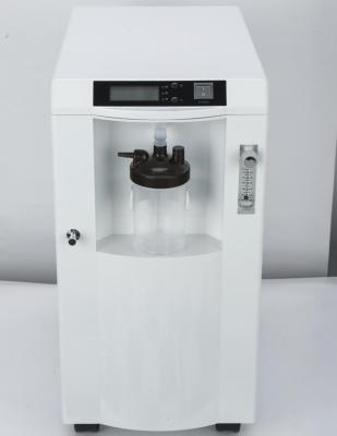 中国 10l 3lの噴霧器が付いている携帯用酸素のコンセントレイター、AC 8l酸素のコンセントレイター 販売のため