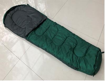 Chine équipement sportif extérieur respirable campant simple de coton de cavité de sac du couchage 300gsm à vendre