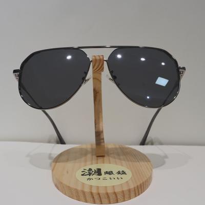 China Metal Anti Reflective Sunglasses Classic , Round Double Bridge Polarized Sunglasses for sale