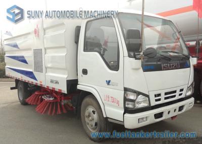 China 120hp arrebatadores del camión 4 x 2 del camino del claro del polvo de Isuzu 4000L 4000KG 88kw/ en venta