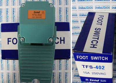 China El pie grande tiende el interruptor de límite con los plásticos y el interruptor de pie echado de aluminio de la corteza TFS-402 en venta