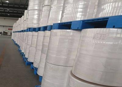 Chine bleu blanc non tissé de tissu de Spunbond de polypropylène de 40gsm 50gsm à vendre