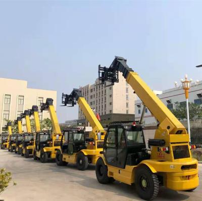 China Hydraulic Telescopic Handler Forklift Versatility Maneuverability for sale