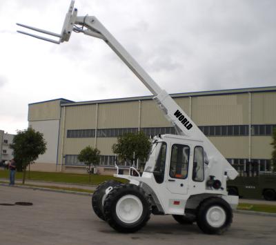 China Engine Powered Telehandler with Joystick Controls for sale
