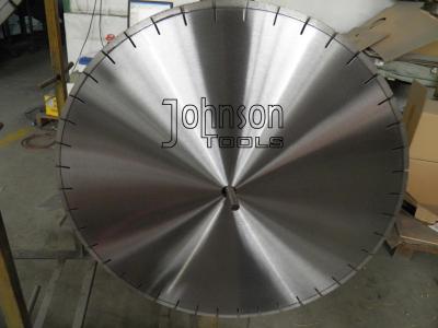 China Narrow U Slot 600mm Laser Diamond Saw Blade for Coral Rock / Concrete Cutting for sale