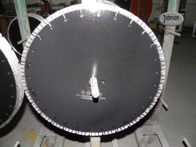 Chine Le béton de diamant de laser scie des lames, sèchent la lame de diamant de coupe avec le segment de Turbo à vendre