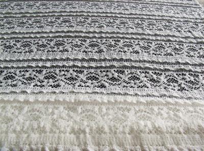 China Eco-Friendly Stretch Lace Cotton Spandex Fabric , Beige Elastic Lace Trim CY-LW0220 for sale