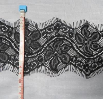 China Ajuste de nylon del cordón de la pestaña para la ropa de las señoras en venta
