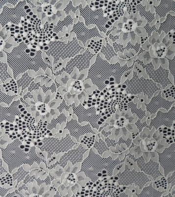China Elastic Lace Fabric of Spandex & Nylon with Clover Flower Pattern for sale