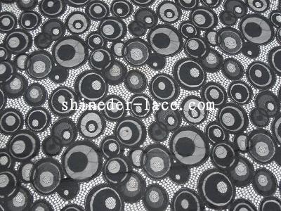 China Buenos piel del diseño del algodón de la tela de nylon redonda preciosa del cordón/respirable para la ropa SYD-0175 en venta