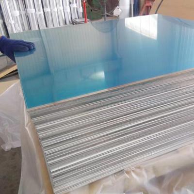China Hoja de aluminio laminada en caliente para aeronaves Hoja de aluminio industrial 500-6000 mm de longitud en venta