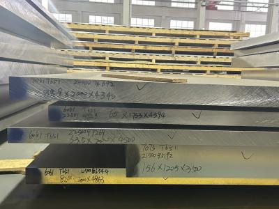 Chine Plaque d'aluminium de haute qualité 6061 Aérospatiale Plaque d'aluminium métallique résistante à la rouille à vendre