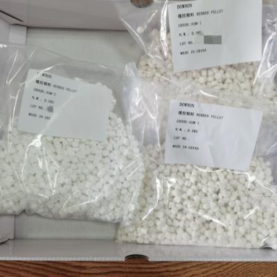 China Añadidos de goma inodoros para la goma de Fkm Precompound Fluoroelastomer en venta
