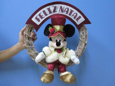 China Mickey Mouse Disney Plush Toys with Wreath / Christmas Holiday Stuffed Toys for sale
