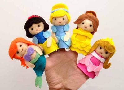 China Lovely Cartoon Disney Princess Felt Finger Puppets For Promotion Gifts And Premium for sale