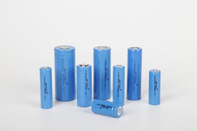 China 18650 High Discharge Rate Batterijen 3.2V 2600mAh Lifepo4 Lithium Ion Battery Cell Te koop