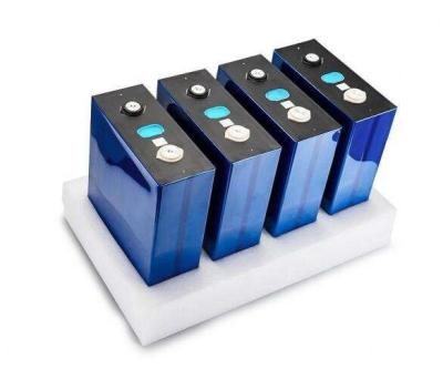 Chine 3.2V LiFePO4 CATL Cellule de batterie au lithium-ion 310ah 320ah Long cycle de vie à vendre