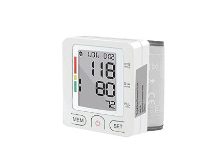 China Quickly And Accurately Electronic Blood Pressure Monitor with Adjustable Cuff for sale