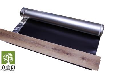 Chine Sous-couche durable résistante à l'écrasement de sous-couche argentée de mousse d'acétate de vinyle pour le plancher de flottement à vendre