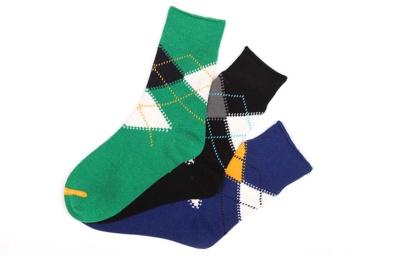 China Classic fashionable argyle checked cosy leisure cotton socks for boys for sale