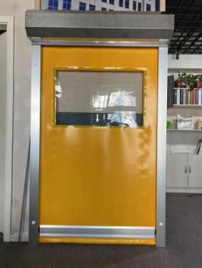 China PVC snelwerkende rolluiken deuren zelf blusbare kwaliteit met winddichte staaf Te koop