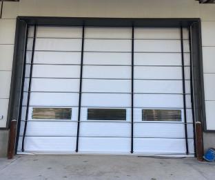 China Industrial Vertical Lift Fabric Doors With PVC Window Opening speed 0.8 - 1.2m/s for sale