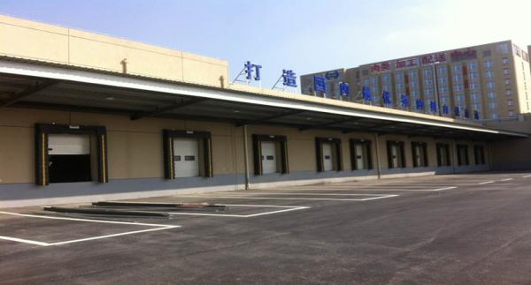 Quality Electric Industrial Sectional Doors With 40mm Door Panel 450N/M2 Wind Load for sale