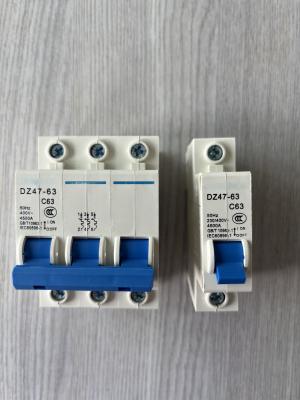 China Gb10963 Dz47-63 Type Ac230 Volt 3poles Circuit Breaker 63 Amp 1pole à venda