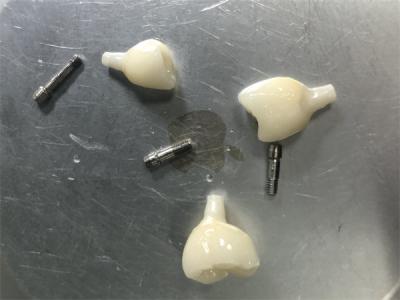 Китай Zirconia implant restoration No color problem продается