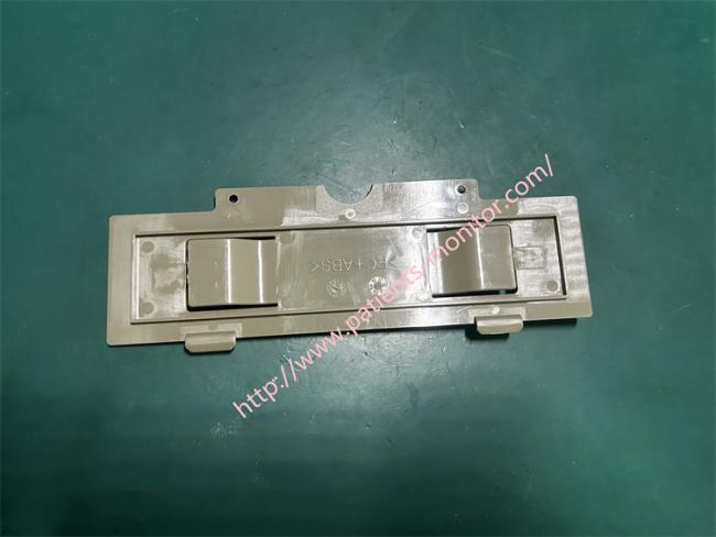 Close-up view of SB-901D battery cover