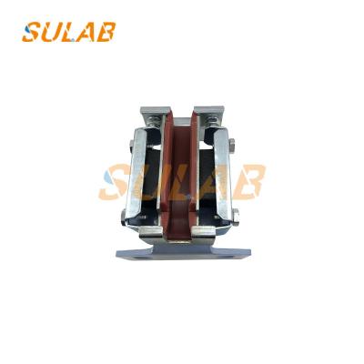 China High Speed Cabin And Counterweight Elevator Guide Shoe DXP126-08 LUB121K For Rail 16mm 10mm for sale