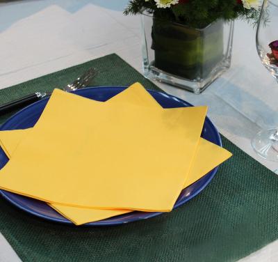 China Servilleta de papel coloreada sólido de cuadrado para el restaurante casero de los partidos en venta