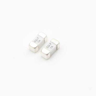 China 6125 1808 2410 Fusível SMD de Atraso de Tempo 500mA a 2A Fusível de Montagem em Superfície 250V para Proteção de Circuito à venda