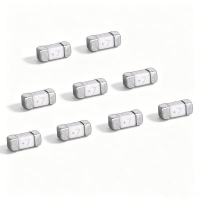 China Fusível Cerâmico Quadrado SMD de Ação Rápida e Alta Corrente 40A 50A 60A 63VDC à venda
