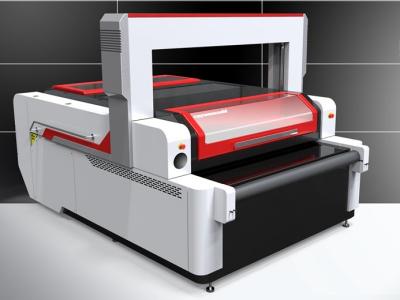 China Vision Flying Scan Laser Cutting Machine for Cycling Apparel en venta