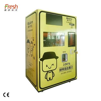 China Summer Squeezed Apple Juice Vending Machine 400W Metal Zinc Alloy for sale