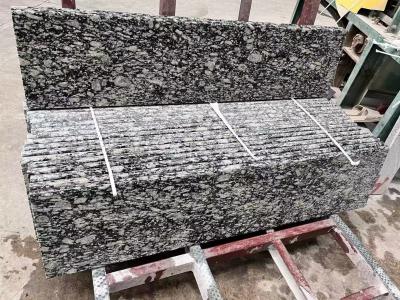 Chine tuiles extérieures de revêtement de mur de granit de 10mm-20mm avec la bonne résistance gel-dégel à vendre