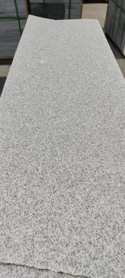 Chine dalle en pierre flambée naturelle de granit de 2cm-100cm pour le revêtement de mur extérieur à vendre