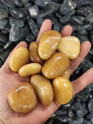 China Frost Resistant Natural Pebble Stone Decorative Pebble Stones Multicolor for sale