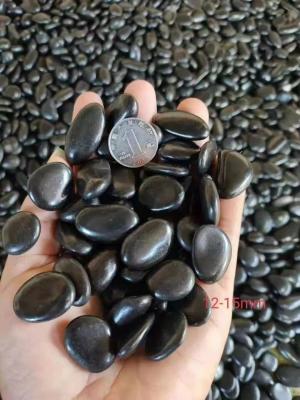 Chine Pierres décoratives noires de caillou 2-3cm à vendre