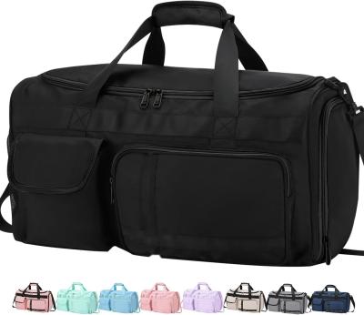 China Large Capacity Black Weekender Overnight Bag Custom Travel Bag With Dry And Wet Separation for sale