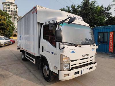 China Manual branco Vans de carga pré-propriedade Diesel Isuzu Vans de carga usados Box Truck à venda
