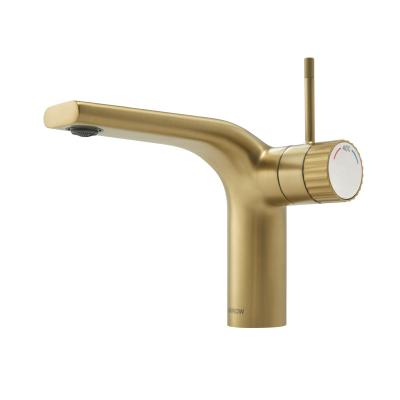 China Gold Brass Hot Cold Water Basin Faucets 156mm Height For Washroom for sale