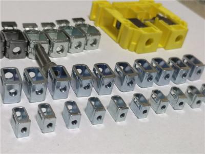 China Piezas de soportes de soporte de metal para terminales de tornillo de riel, abrazadera de bloque de terminales en venta