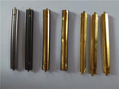 China Cuatro cavidades progresivas mueren acero inoxidable de los componentes/la abrazadera de junta de cobre amarillo en venta