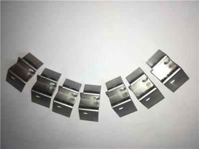 Chine Les matrices de recourbement en aluminium Forstamping de tôle de radiateur de courbure ont mené les pièces légères à vendre