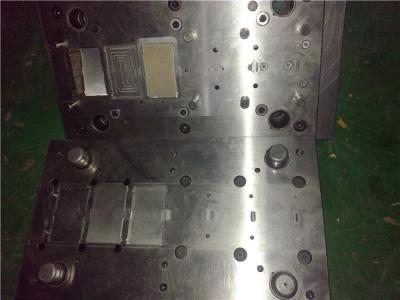 中国 アルミ合金の熱スラグ進歩的な薄板金のダイスの冷却ひれ脱熱器部品 販売のため