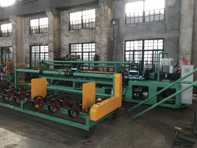 China 3m width Single Wire Fully Automatic Chain Link Fence Making Machine to Kenya market for sale
