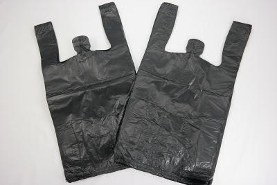 China Plastic Bag-Black Plain Embossed T Shirt Bag 11.5